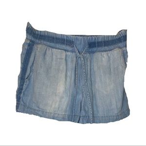 Chelsea & Violet - Denim Shorts - SIZE XS